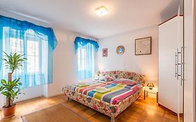 North Wall Apartment